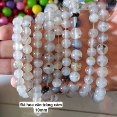 1 viên đá hoa văn nâu, trắng xám có lỗ xỏ 1mm đến 1,5mm size 10mm 12mm