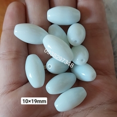 10 viên lu thống 10x19mm  đá thủy tinh nhân tạo 8x11mm (có 10 màu) có lỗ xỏ làm vòng