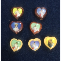 gói 2-5-10 hạt trái tim 2 lỗ gỗ xỏ vòng hình chúa Giêsu, đức mẹ 12mm