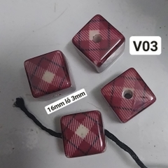 10gam hạt nhựa vuông, hình thoi có lỗ xỏ  16mm- V01, V02- V03- V04