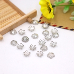 50 charm ốp hạt 5 cánh size 8mm- 10mm , đế hoa