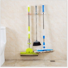 Móc dán tường giữ cây lau nhà / treo chổi không thấm nước
