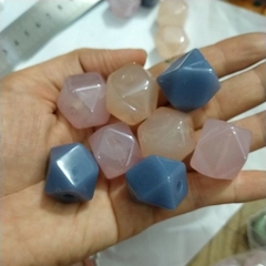 24gam Hạt nhựa đa giác nhiều góc cạnh 20mm