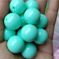 hạt nhựa 18mm tròn bóng đep nhiều màu có lỗ xỏ dây cỡ 2mm