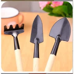 Bộ 3 dụng cụ làm vườn cán gỗ, lưỡi thép, trồng cây, xới đất, trộn phân, làm cỏ - Gồm Xẻng, Cảo, Chĩa