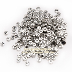 50gam hạt chữ cái , chữ số tròn dẹp đủ màu size 4x7mm, 6x10mm làm vòng hạt