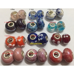 Gói 10 Charm xỏ vòng đủ màu