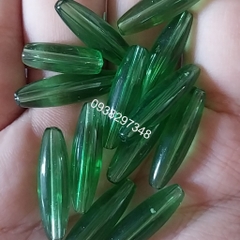 15gam (10 hạt) đá thủy tinh nhân tạo lu thống 6x22mm (có 9 màu) có lỗ xỏ làm vòng