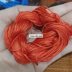 Bó lớn như hình 20-30met dây dù size 0.5-0.8- 1-1.5mm đan vòng đủ màu, dây đan vòng tay, dây thắt vòng,vòng cổ