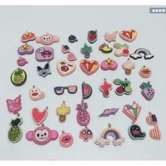 25/50/100gam-J48- Miếng patch có móc treo đủ kiểu làm cột tóc, dây chuyền, đồ chơi cho bé