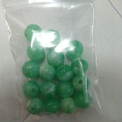 10-25-50 gam hạt nhựa xanh trắng vân giả đá size 8mm có lỗ cỏ dùng làm vòng tay, vòng cổ, trang trí thủ công