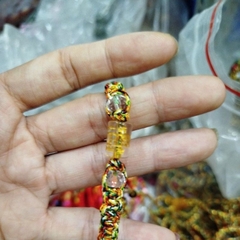 Vòng tay may mắn đan từ chỉ ngũ sắc tây tạng và mix chú Omina