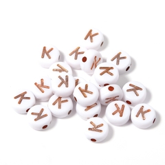(chọn chữ) 50- 100 chữ nền trắng chữ vàng gold 4x7mm CÓ LỖ XỎ làm vòng hạt