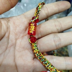 Vòng tay may mắn đan từ chỉ ngũ sắc tây tạng và mix chú Omina