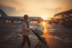 Xe đẩy du lịch Chicco Aero We - Màu ghi yến mạch