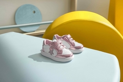 Giày tập đi trẻ em Chicco Gozzy màu hồng lấp lánh