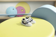 Giày tập đi trẻ em Chicco Guscio màu trắng xanh