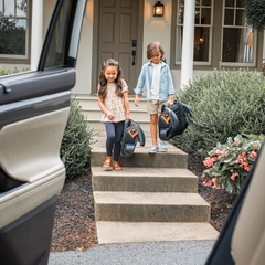 Ghế ô tô Chicco GoFit Plus ISOFIX ClearTex - Màu ghi đá