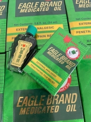 Dầu gió xanh 2 nắp hiệu Con Ó của Mỹ (mẫu mới nhất)- Eagle Brand Medicated Oil