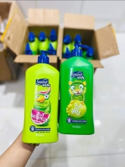Sữa tắm gội xả Suave Kids 3 in 1 mẫu mới chai có vòi 1.8 Lít