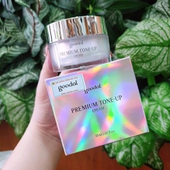Kem Dưỡng Trắng Da Ốc Sên Goodal Premium Snail Tone-Up Cream