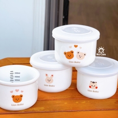 Hũ sứ chia vạch ml có nắp đậy Lion Baby