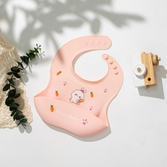 Yếm silicone Coco Bear dáng cong cho bé ăn dặm