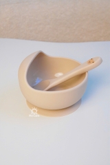 Bát silicone Coco Bear miệng vát cao kèm thìa