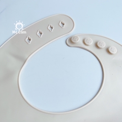 Yếm silicone Mum Bebé