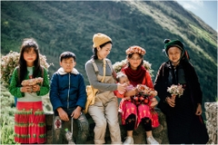 Hà Giang - Cột cờ Lũng Cú - Sông Nho Quế 2N3D - Tour xe ô tô