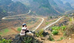 Hà Giang - Cột cờ Lũng Cú - Sông Nho Quế - Du Già 3N4D - Tour xe ô tô