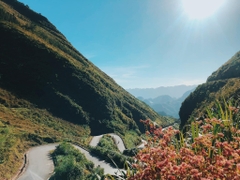 Hà Giang - Sông Nho Quế  - Khuổi Mi 3N4D - Tour xe máy 1 (2 khách tự đi 1 xe máy riêng)