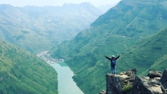 Hà Giang - Sông Nho Quế  - Khuổi Mi 3N4D - Tour xe máy 3 (1 khách tự đi 1 xe máy riêng)