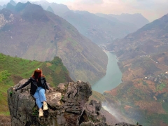 Hà Giang - Cột cờ Lũng Cú - Sông Nho Quế 2N3D - Tour xe ô tô