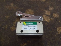 Công tắt hành trình hơi bánh xe 2 lỗ