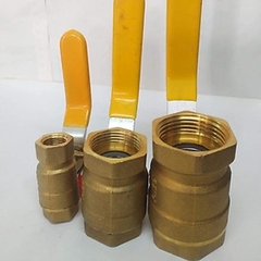 Van khóa hơi thau ( loại nhỏ) - Ren 13