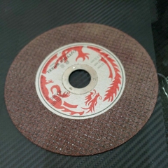 Đá cắt con rồng