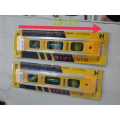 Thước thủy livo hãng Bosi có nam châm chiều dài 23cm