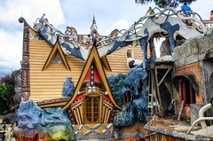 TOUR 3 - TOUR CHINH PHỤC ĐỈNH LANGBIANG - THÁC DANTALA - CRAZY HOUSE