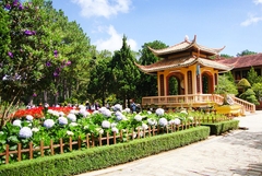 TOUR 3 - TOUR CHINH PHỤC ĐỈNH LANGBIANG - THÁC DANTALA - CRAZY HOUSE