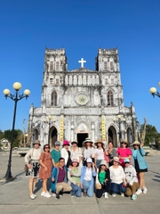 TOUR THAM QUAN NHA TRANG - PHÚ YÊN XỨ HOA VÀNG TRÊN CỎ XANH