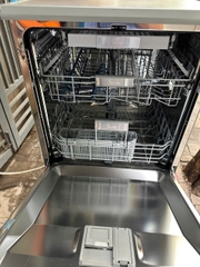 Máy rửa bát Sevilla SV - RBT88