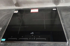 Bếp từ 3 vùng nấu Bauer BEU630GT2E