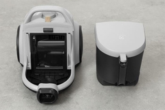 Máy Hút Bụi Electrolux 2000W EFC52614 Mới 2025