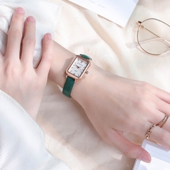Đồng Hồ Đeo Tay Mặt Vuông Phong Cách Bắc Âu Sang Trọng Dành Cho Nữ