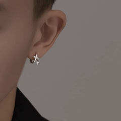 khuyên tròn thánh giá thép - phải