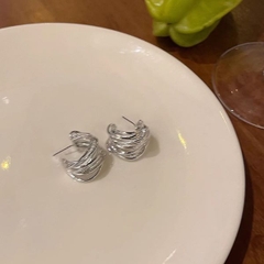 Bông tai sang trọng cho bạn nữ