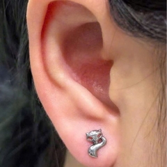 Bông tai mặt cáo - Titanium - 1.2*10mm