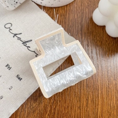 Kẹp tóc acrylic hình học màu mix đẹp cho nữ - Giá rẻ