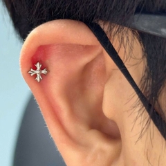Titan F136 / Khuyên chữ thập hoàng gia  - 1.2*8mm